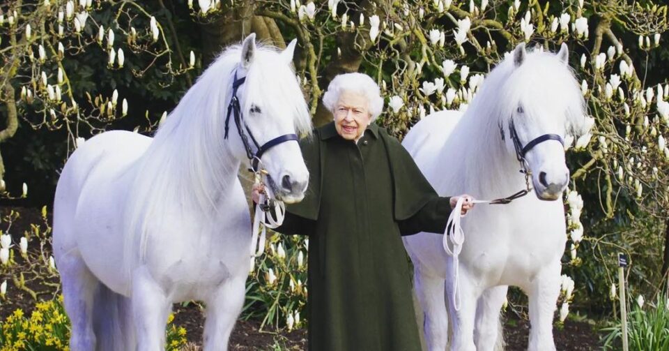 Кралицата Елизабета Втора го слави 96. роденден