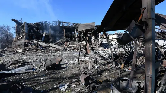 Руски проектили го уништија аеродромот во Днепар