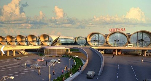 Пистата е неупотреблива: Руски напад на аеродромот во Одеса