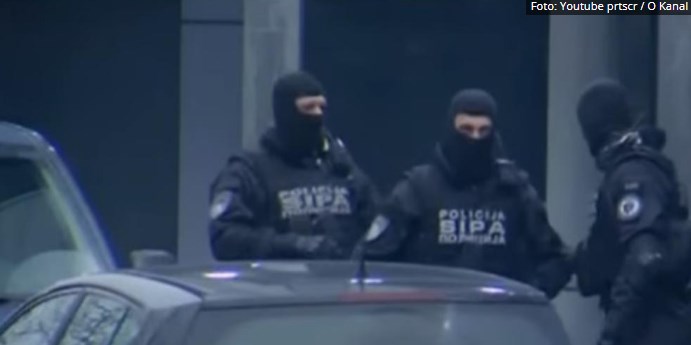 Голема акција во Босна: Се апсат припадници на Земунскиот клан