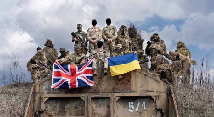 Во Украина војуваат околу 3.000 британски војници