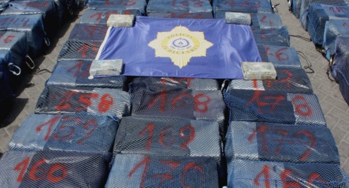 Петте тони кокаин запленети на Зеленортските Острови биле на „Македонецот“ Звицер?