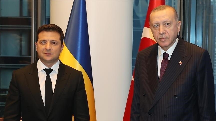 Ердоган разговараше со Зеленски, повторно му понуди да посредува меѓу Москва и Киев