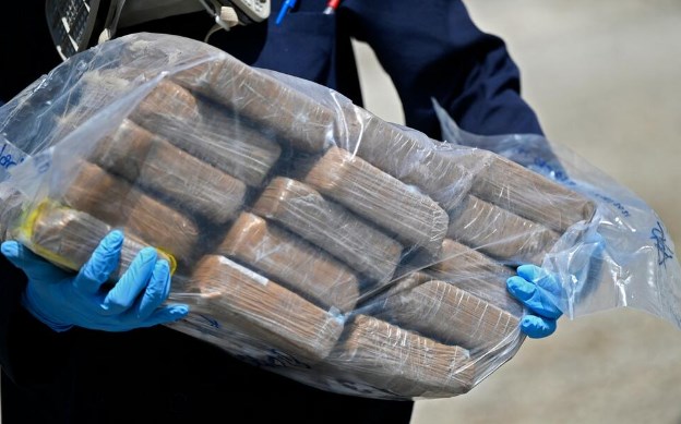 Европол: Пресретнат бразилски брод со повеќе од 4,6 тони кокаин во вредност од над 150 милиони евра