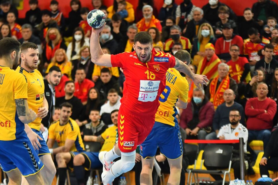 Видео од победничкиот гол на Кузмановски кој ја однесе Македонија на СП