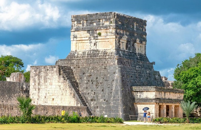 Спектакуларно археолошко откритие во Гватемала: На дното од езеро пронајден древен град на Маите