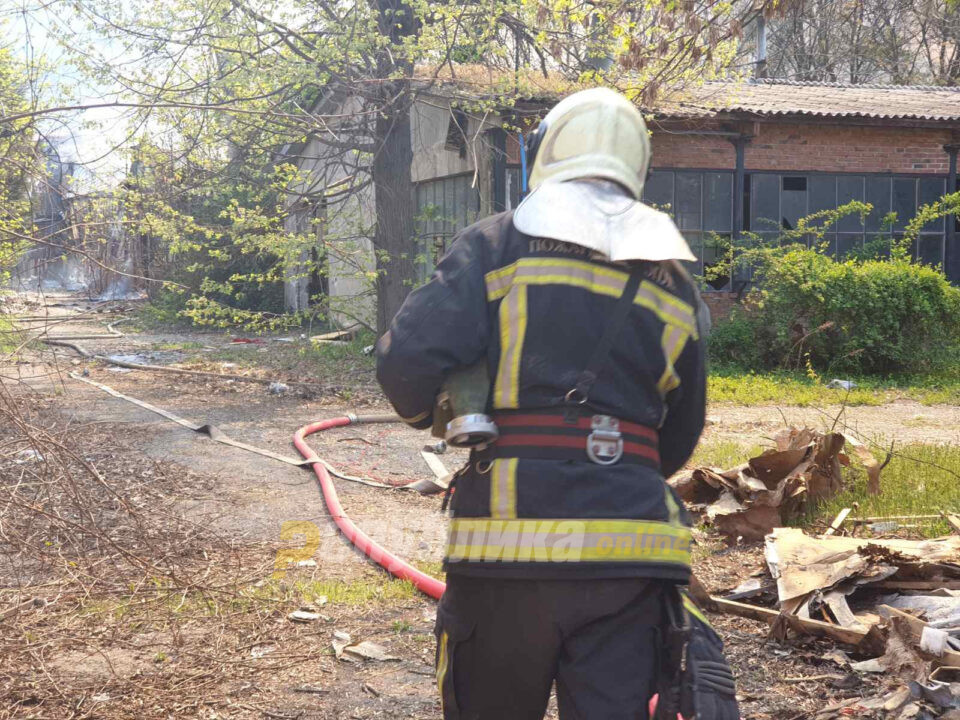 Тешко повреден пожарникар од Кавадарци