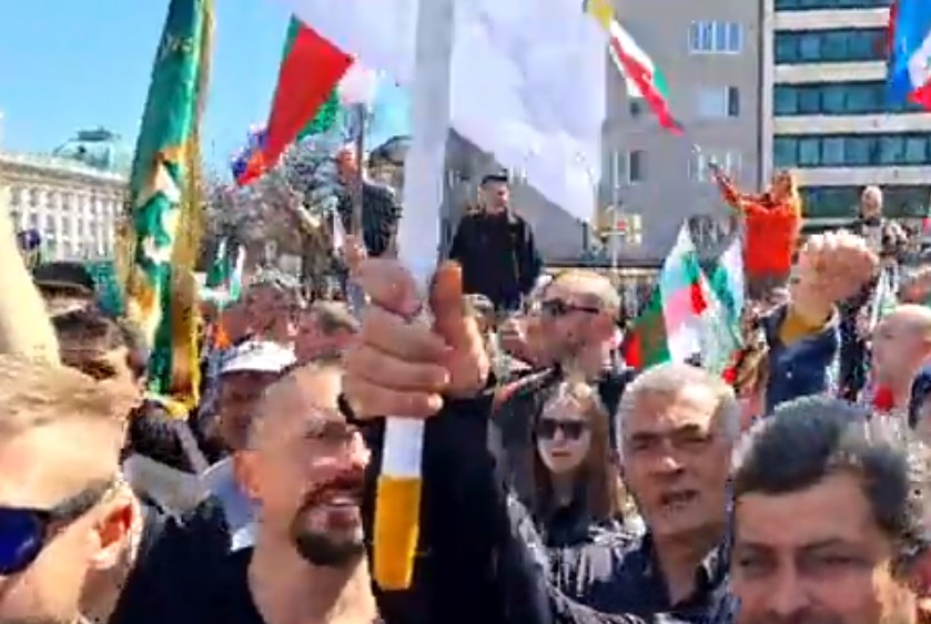 Во Софија најавени протести пред објавувањето дали Бугарија ќе добие нова влада
