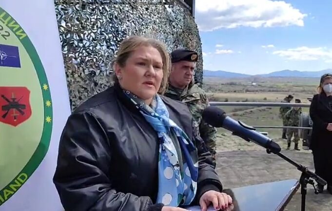 Петровска отпатува на безбедносен форум во Црна Гора