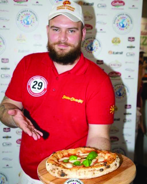 Гевгеличанецот Синиша Чамџиќ го освои осмото место на светскиот пица шампионат во Рим, Италија