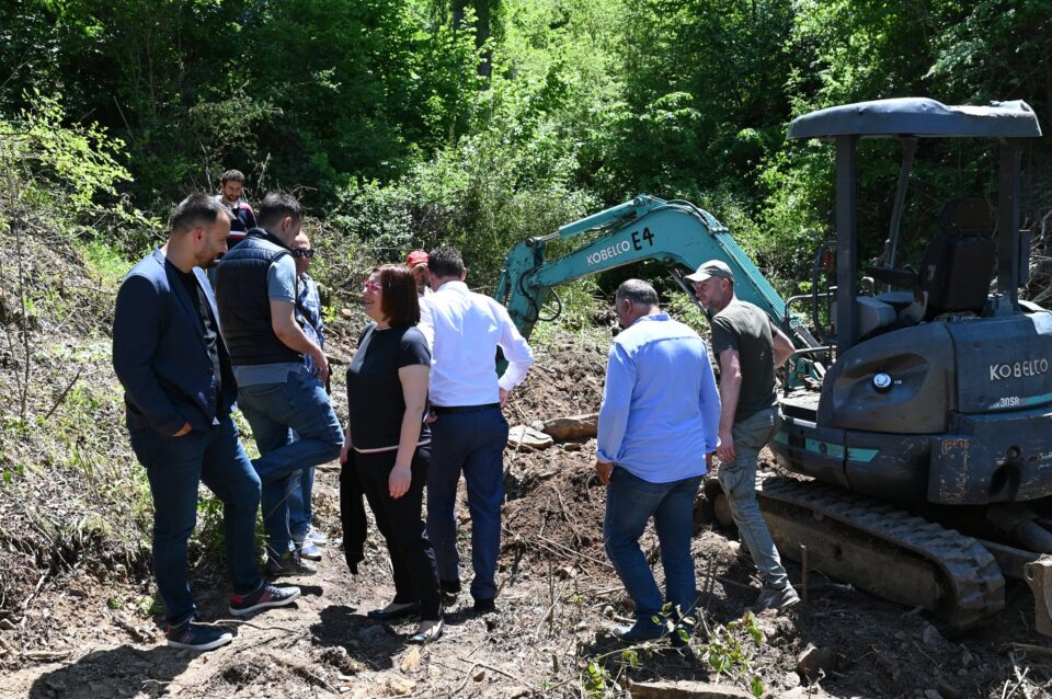 Димитриеска-Кочоска: Инвестиција од околу 3 милиони денари во село Мородвис – изградба на брана зафат и изградба на каптаж