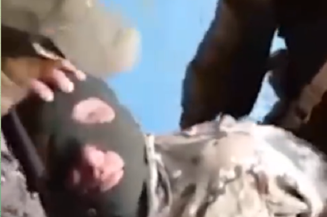 Чеченските борци заробиле украински снајперист