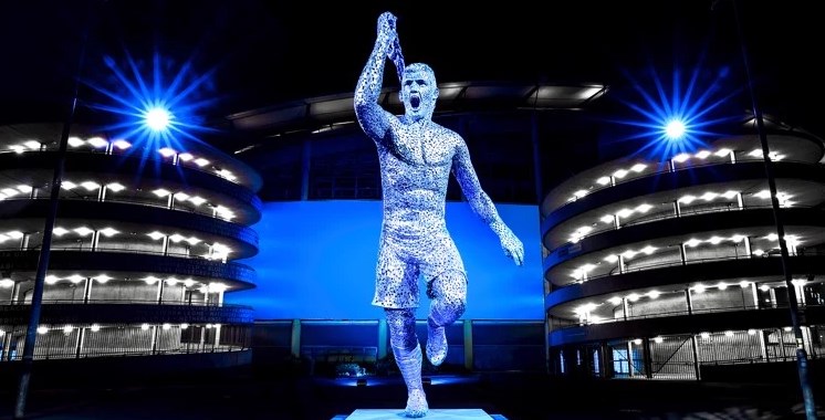 Голема чест: Агуеро доби споменик во Манчестер