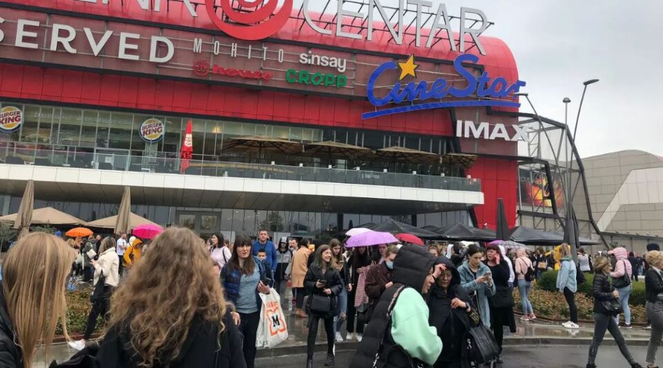 Дојава за бомба во Авенија мол во Загреб