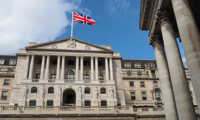 Банката на Англија ќе ги зголеми каматните стапки во борбата против инфлација, ќе скокнат ратите на хипотеките на граѓаните