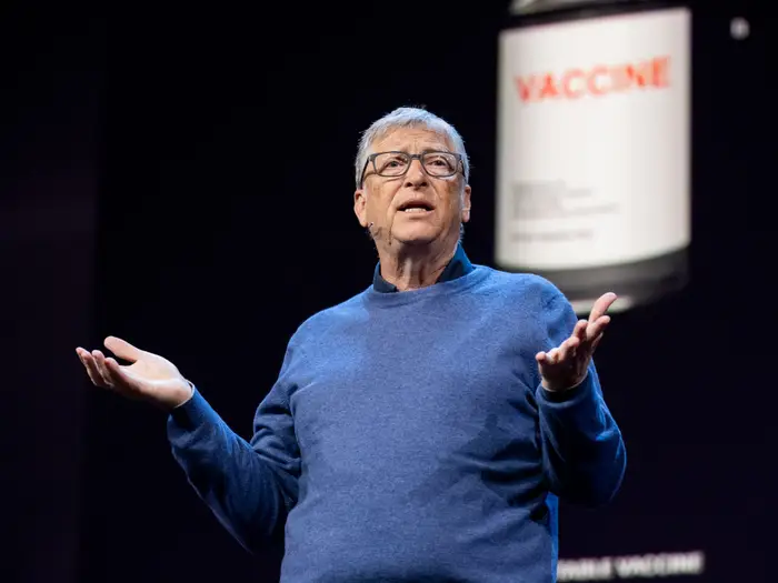 Бил Гејтс: Уште не сме го виделе најлошото од вирусот