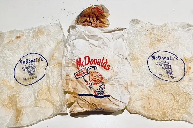 Компирчињта биле потемнети и крцкави: Кога ја реновирале куќата нашле помфрит од Мекдоналдс стар 60 години