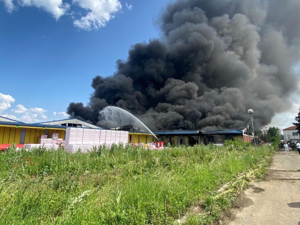 Касами: Конечно е изгаснат пожарот во Тетово