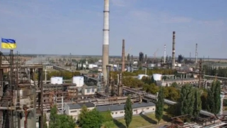 Украина целосно зависи од увозот на горива по уништувањето на нејзината најголема рафинерија