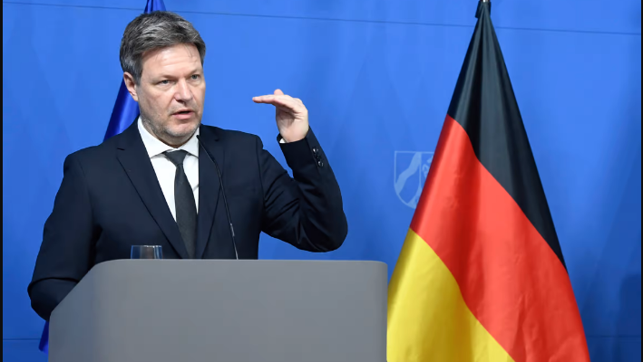 Германски министер: Може да се договориме за ембарго на руската нафта и покрај противењето на Унгарија