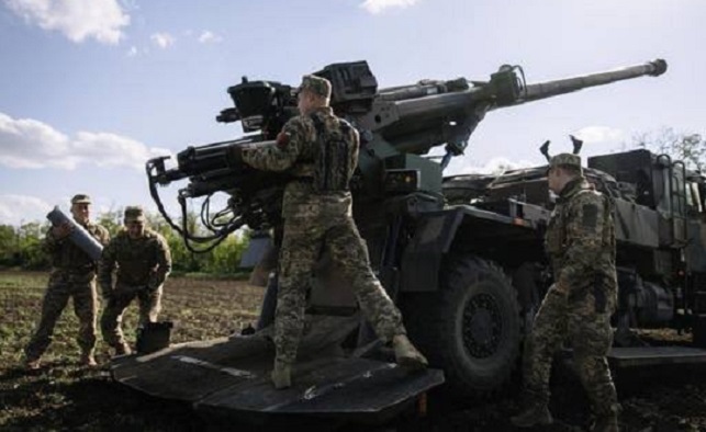 Украинските сили почнаа да делуваат на фронтот со новодобиените француски хаубици