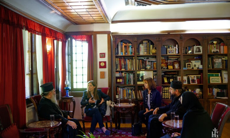Американската амбасадорка Брнз во посета на Бигорски манастир