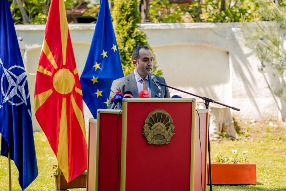 Шаќири: Градиме квалитетно образование кое е темел за унапредување и афирмација на македонскиот јазик