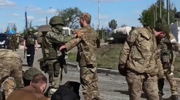 Руските сили имаат повеќе од осум илјади украински воени заробеници