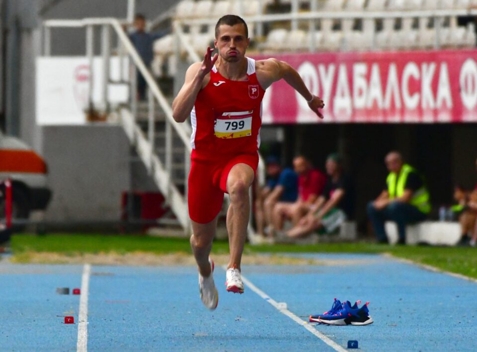 Атлетичарот на Работнички Андреас Трајковски го собори државниот рекорд на 100 метри