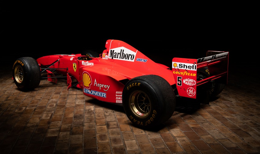 Се продава болид на Ферари од 1997 година со минати само 320 километри