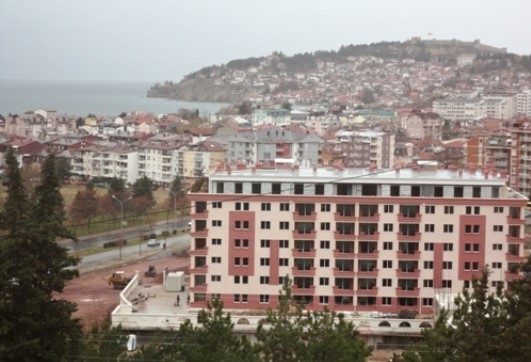 По Скопје, Охрид е втор град по број на станови во кои не живее никој, дури 17.820 се празни