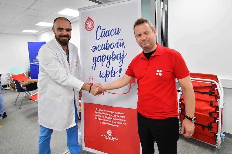 Масовна крводарителска акција во „Алкалоид“ по повод Светскиот ден на крводарителството