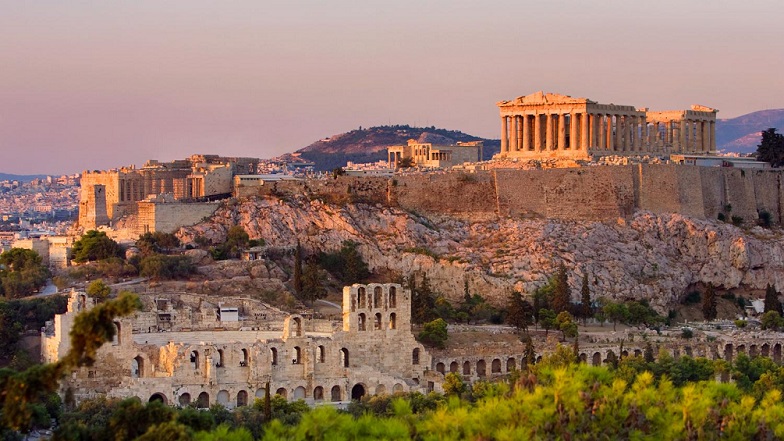 Видео од групен секс на Акропол ја згрози Грција: Ова е нечуено, таков разврат немало 2.500 години
