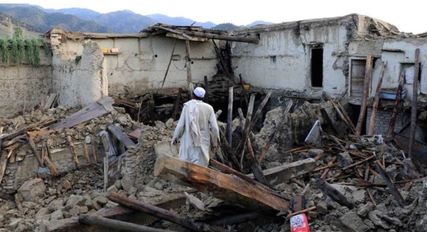 Петмина мртви во новиот земјотрес во Авганистан