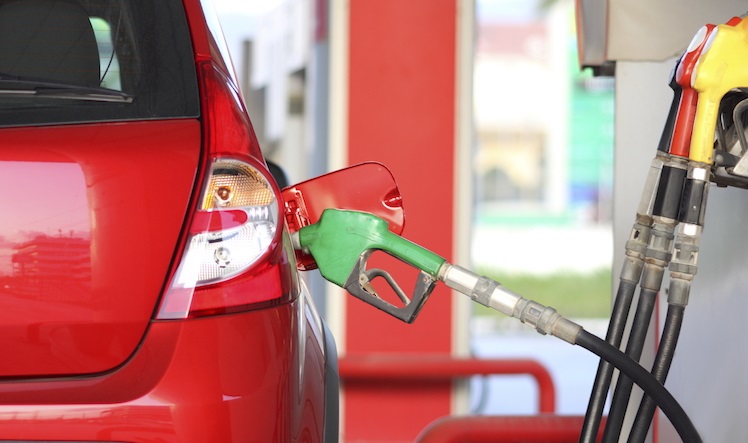 Франција и Шпанија забрануваат продажба на бензински и дизел возила по 2035 година