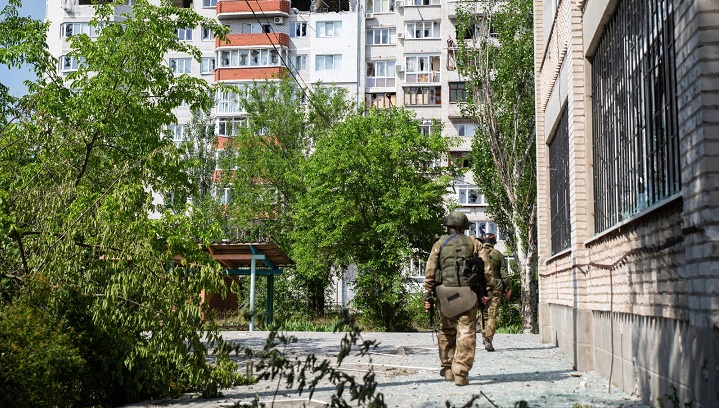 Киев: Повеќе од 5.000 руски војници се опколени во градот Лиман, Доњецк
