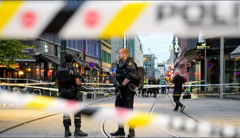 Двајца загинати и 19 повредени при пукање во геј клуб во Осло