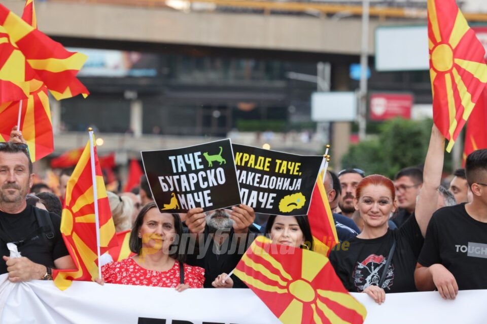 Mицковски: Уште Кирибати, Самоа и македонскиот народ не го виделе францускиот предлог