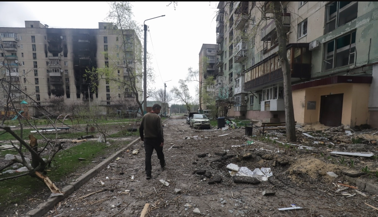 Севернодонецк: Што треба да се знае за центарот на борбите во Донбас и зошто е толку важен за руските сили