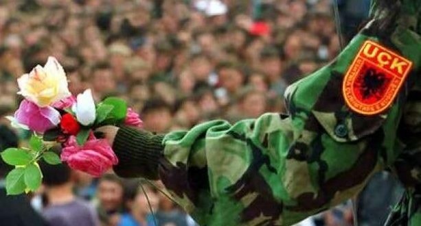 Ахмети им заблагодари на паднатите борци и меѓународните пријатели за „ослободувањето на Косово“