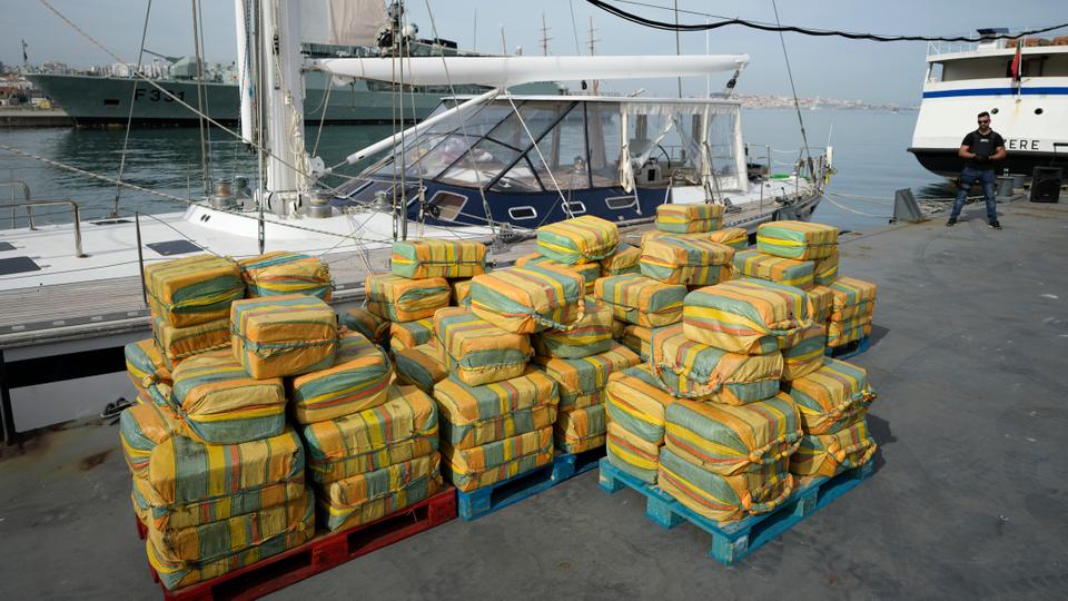 Во Италија запленети 4,3 тони кокаин на колумбиски клан, вреден 240 милиони евра