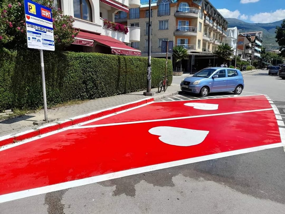 Пецаков: Охрид е првата општина во Македонија која воведува хуманитарни паркинг места