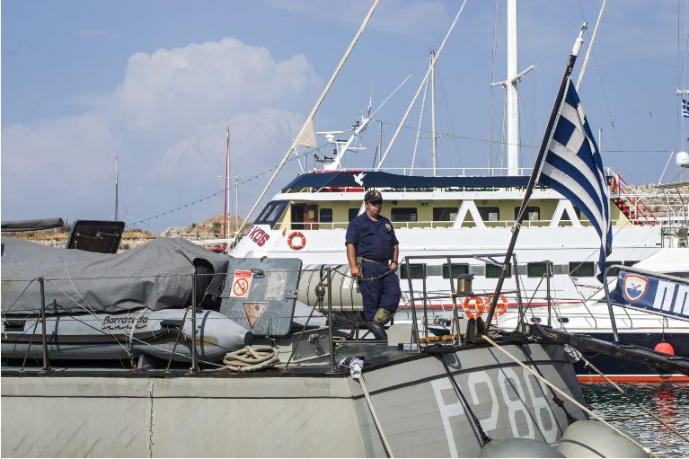 Целата крајбрежна служба на Грција на нозе: Сите ги бараат исчезнатите Македонци
