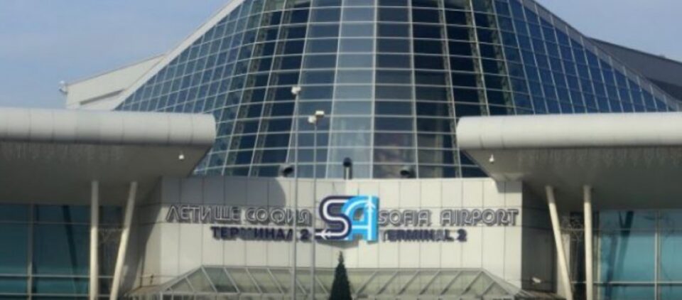 Дојава за бомба го затвори аеродромот во Софија