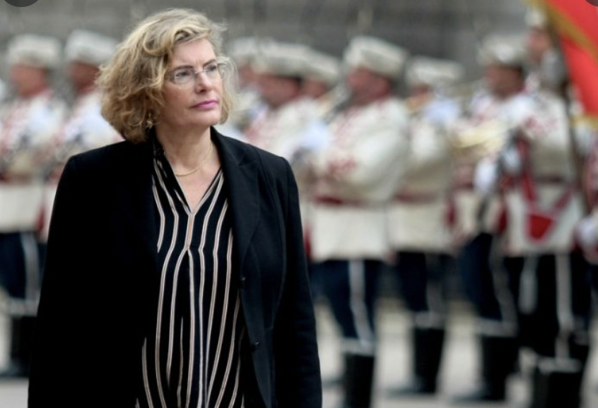 Француската амбасадорка во Бугарија: Предлогот е ист како изгласаниот во бугарскиот парламент