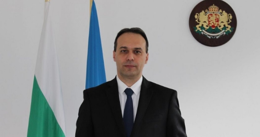 Бугарскиот министер за одбрана: Протерувањето на руските дипломати од Бугарија е логичен чекор