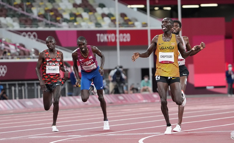 Чептеги од Уганда ја одбрани светската титула на 10.000 метри
