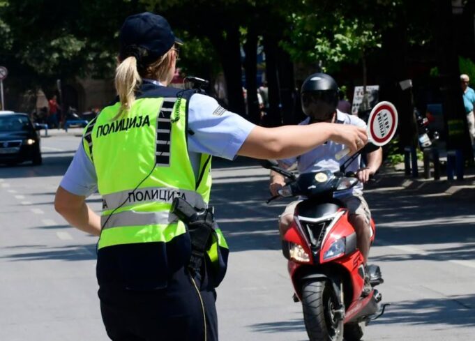 Во Скопје санкционирани 135 возачи, 57 за брзо возење
