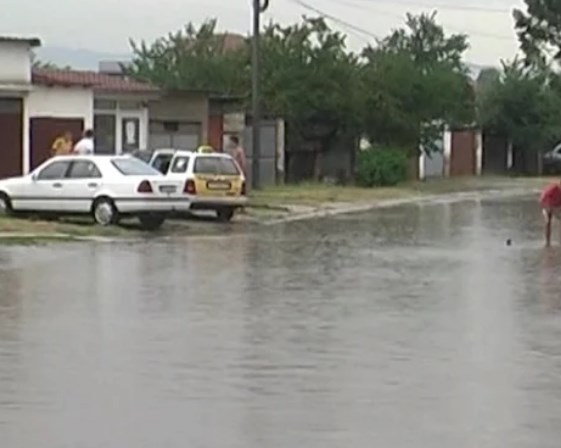 Синоќа најмногу дожд наврна во Прилеп и Берово