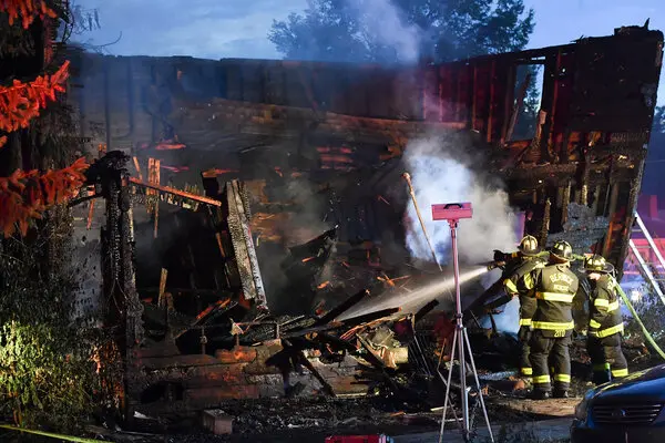 Пожарникар остана без семејство откако во пожар му загинаа трите деца